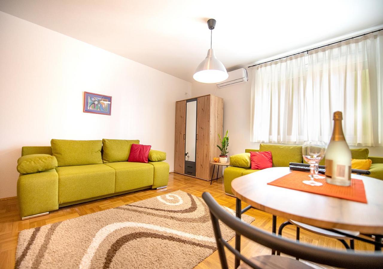 Mina Penthouse